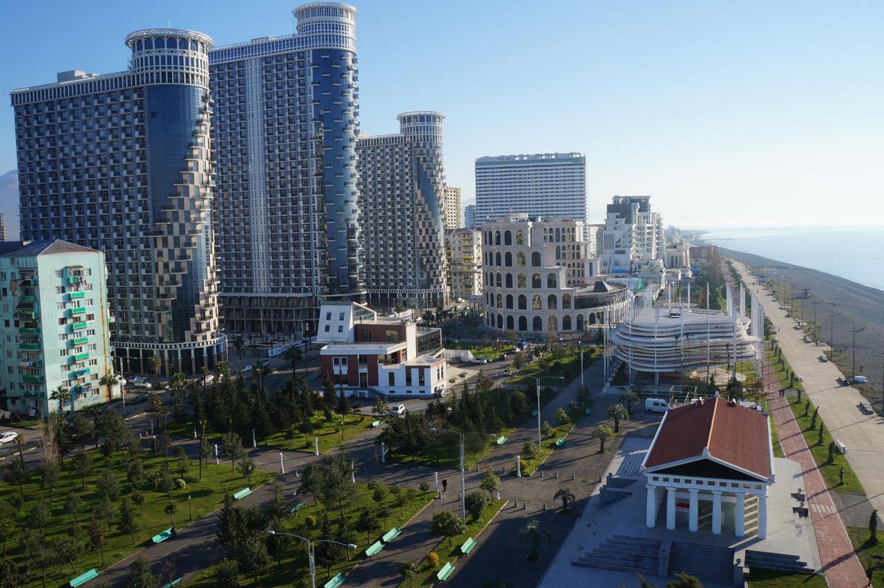 Apart Hotel In Black Sea Tower Batumi Exterior foto