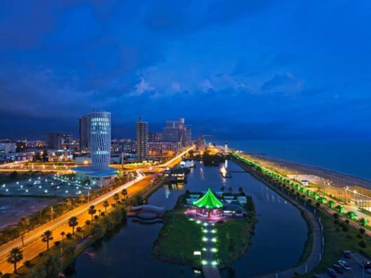 Apart Hotel In Black Sea Tower Batumi Exterior foto