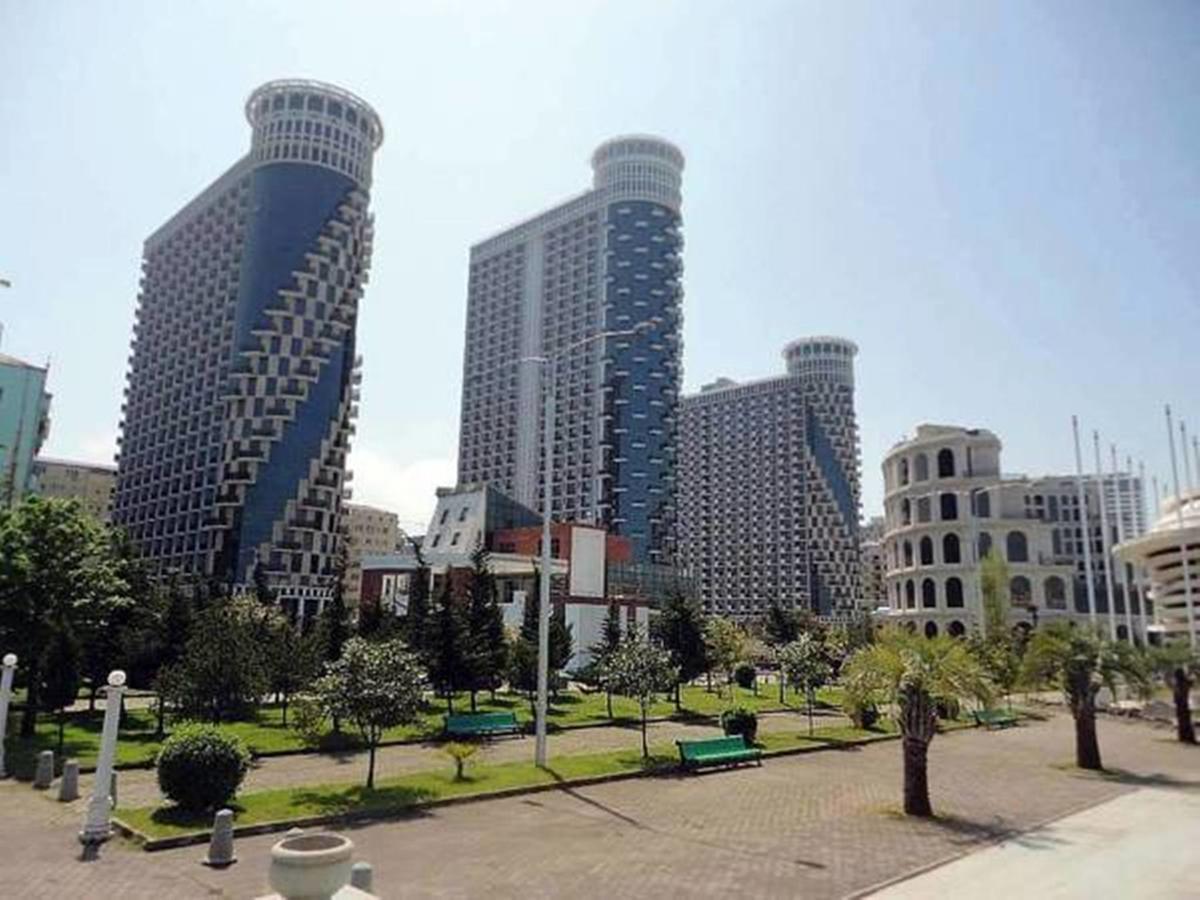 Apart Hotel In Black Sea Tower Batumi Exterior foto